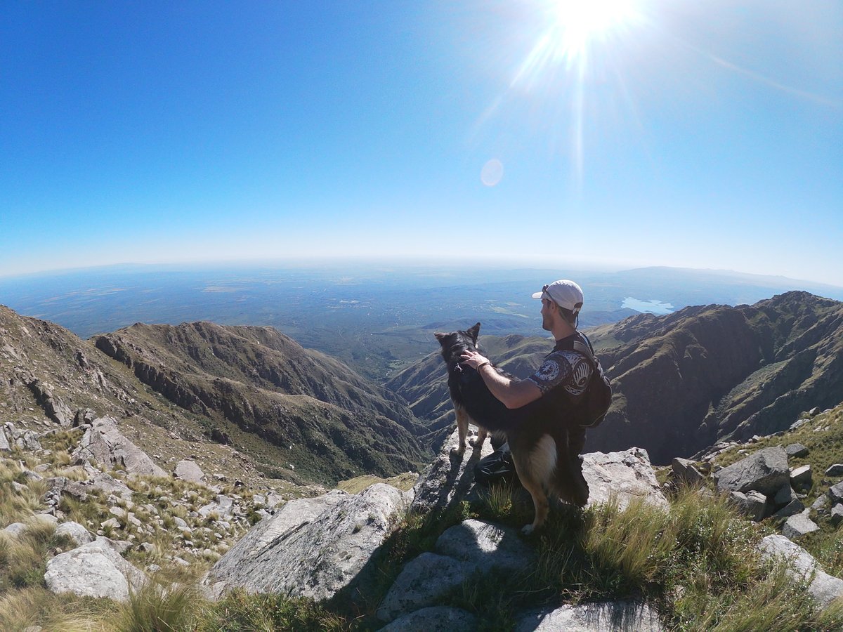 turismocba's tweet photo. 🚶‍♀️Descubrí los #SenderosDeCórdoba con + de 100 recorridos entre paisajes naturales y urbanos. 

✅Consultá la guía digital con senderos clasificados por región turística, ficha técnica y mapas georeferenciados en https://t.co/wyc0dzpVR1

CÓRDOBA❤️VOS
#SenderosQueUnen #MetelePata https://t.co/2xzzL6BgSD