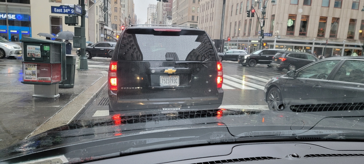 Reported_NYC's tweet photo. CHEVROLET Suburban driver T523793C parked illegally near 360 5th Ave on January 25 and has been reported to #nyctaxi. This is in Manhattan Community Board 05 #manhattancb5 & #NYPDMTS. #VisionZero https://t.co/m4CBFmOtYc