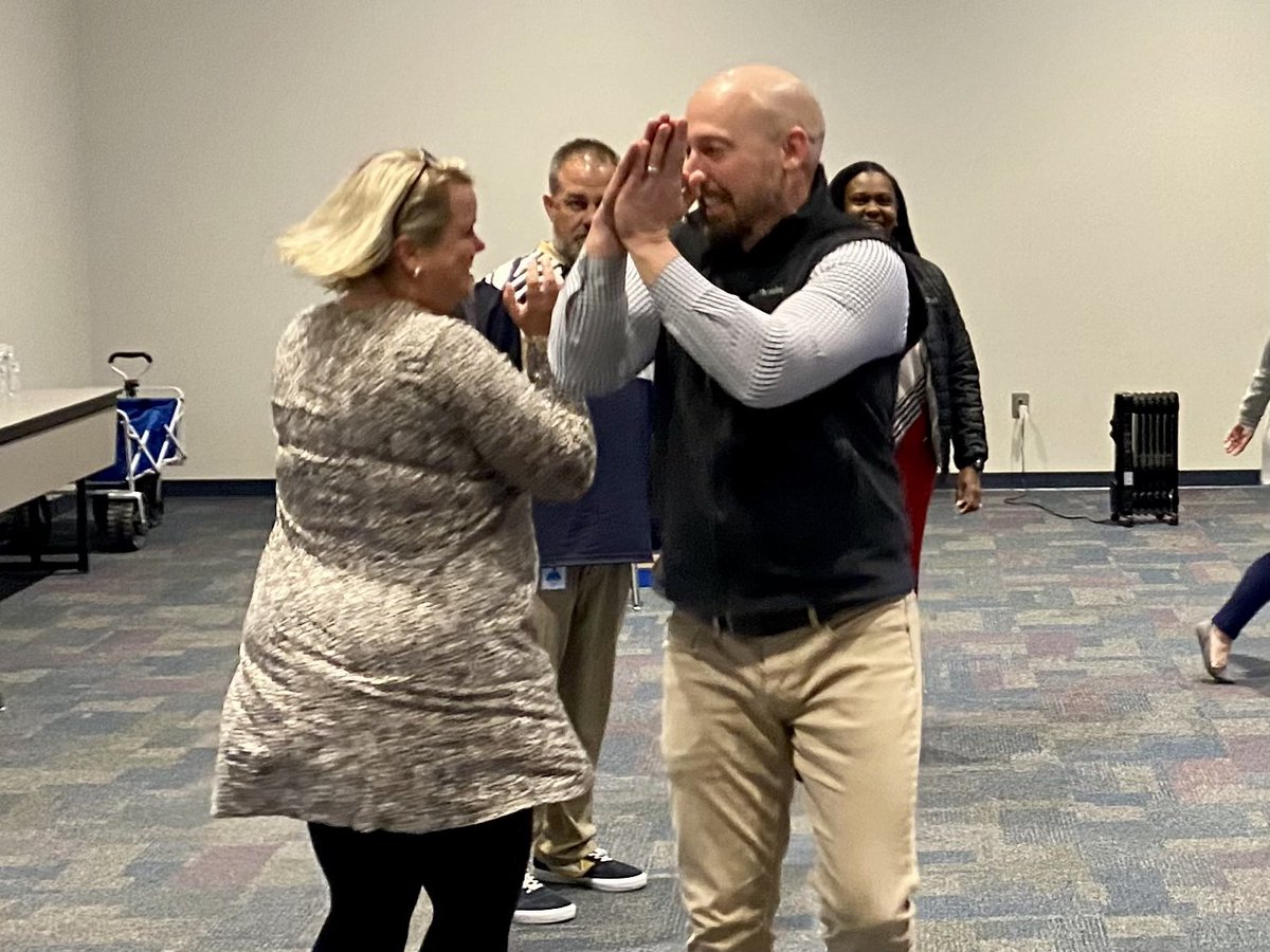 Dr. Beth Metcalf tweet media