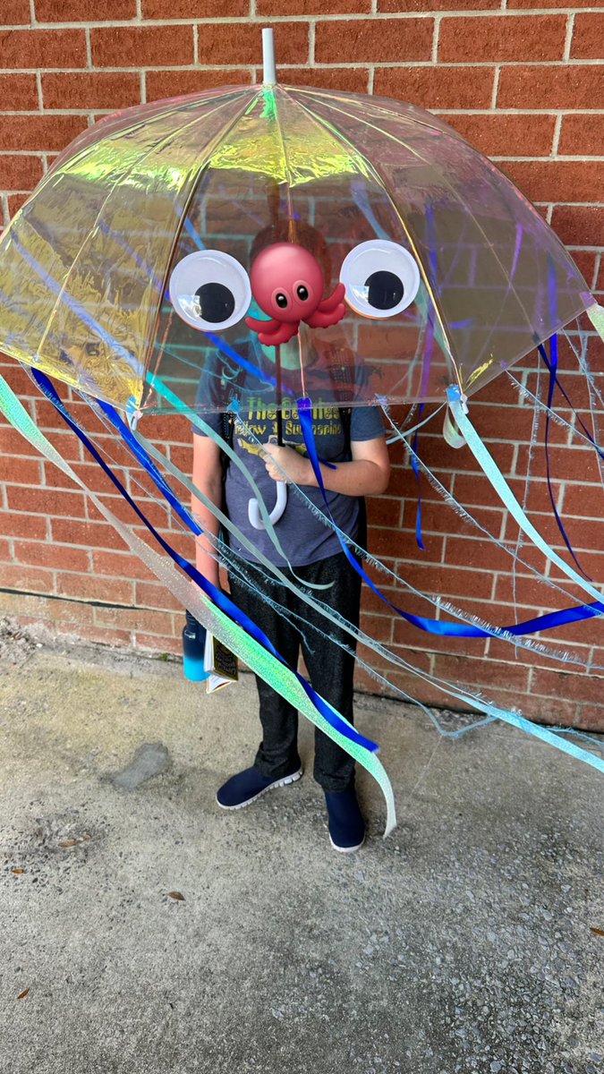 JWESfamily's tweet photo. Walker was filled with Sea Creatures today! 🐙🐟🐠🐡
The creativity + research based knowledge has been incredible. We can’t wait to anchor down into a good book with our reading buddies on Friday!
#WalkerStrong #TeamWalker #SCPS #LiteracyWeek https://t.co/oYmVImg4J3