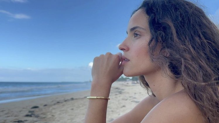 orbitergrace's tweet photo. adria arjona pls be my wife https://t.co/C8wxAO1I31