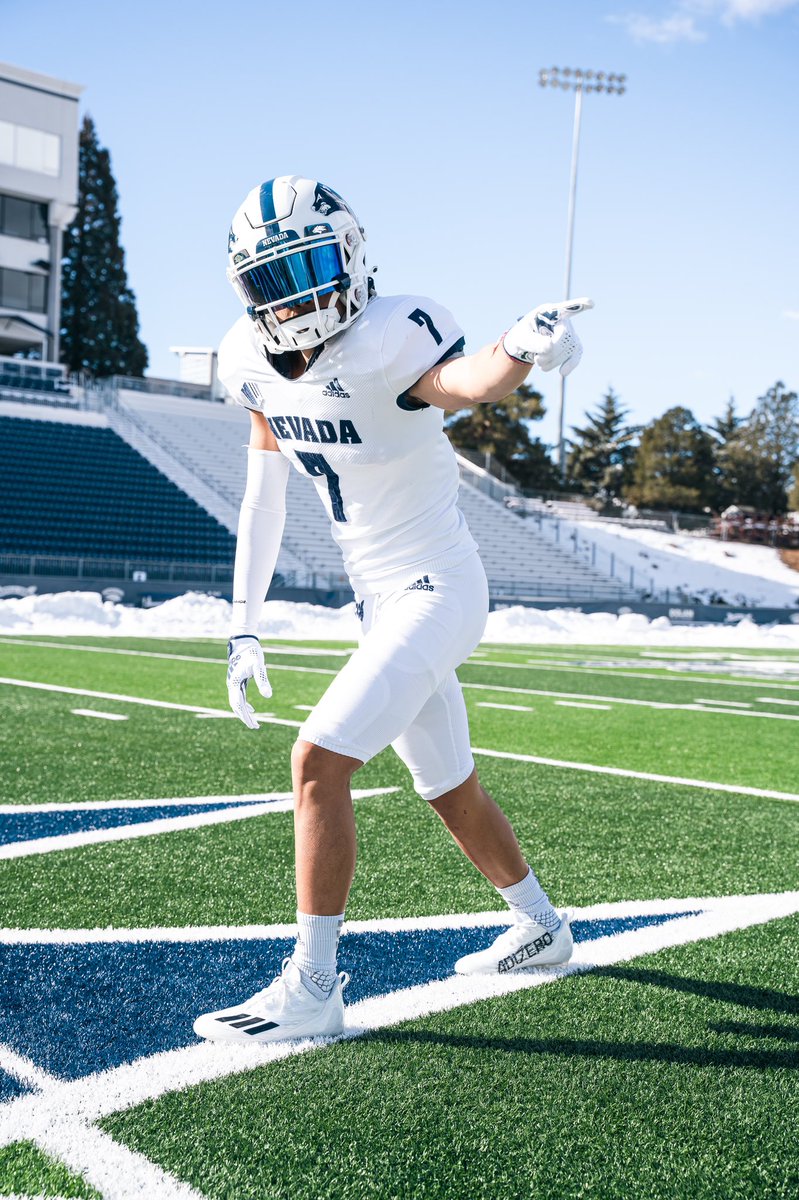 ZedAnahu's tweet photo. Thank you to @CoachAArceneaux and
@CoachKWils @Coach_JLoeffler @NevadaFootball blessing me with a great unofficial visit !! #jointhehunt #gopack https://t.co/HKvub6clun