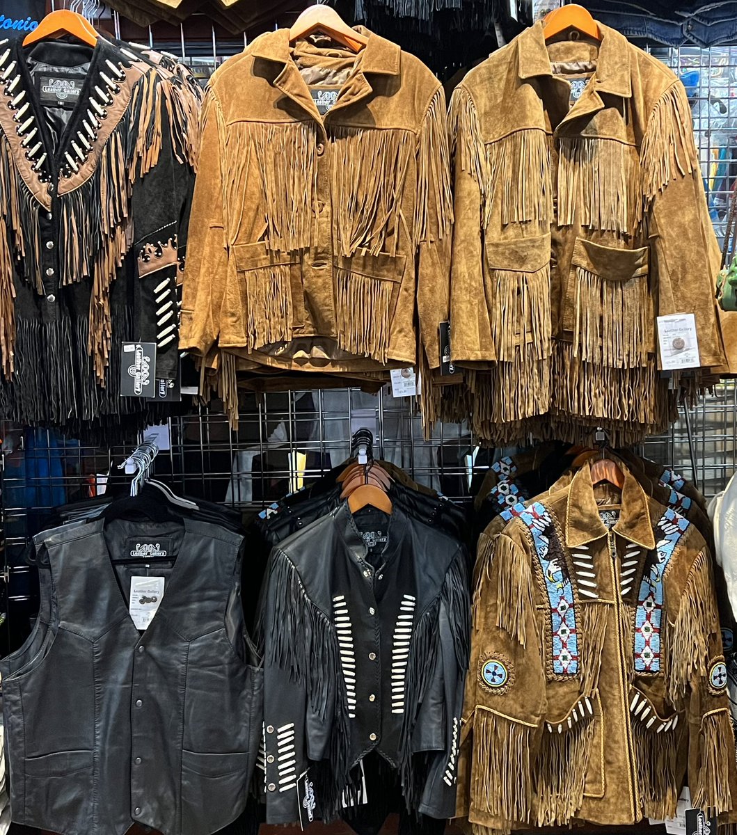 marketsquareSA's tweet photo. Gearing up for Rodeo 2023? Lasso yourself over to Market Square to get your Rodeo Swag #sarodeo #countryliving #salive #sacurrent https://t.co/JWGifrNxtS