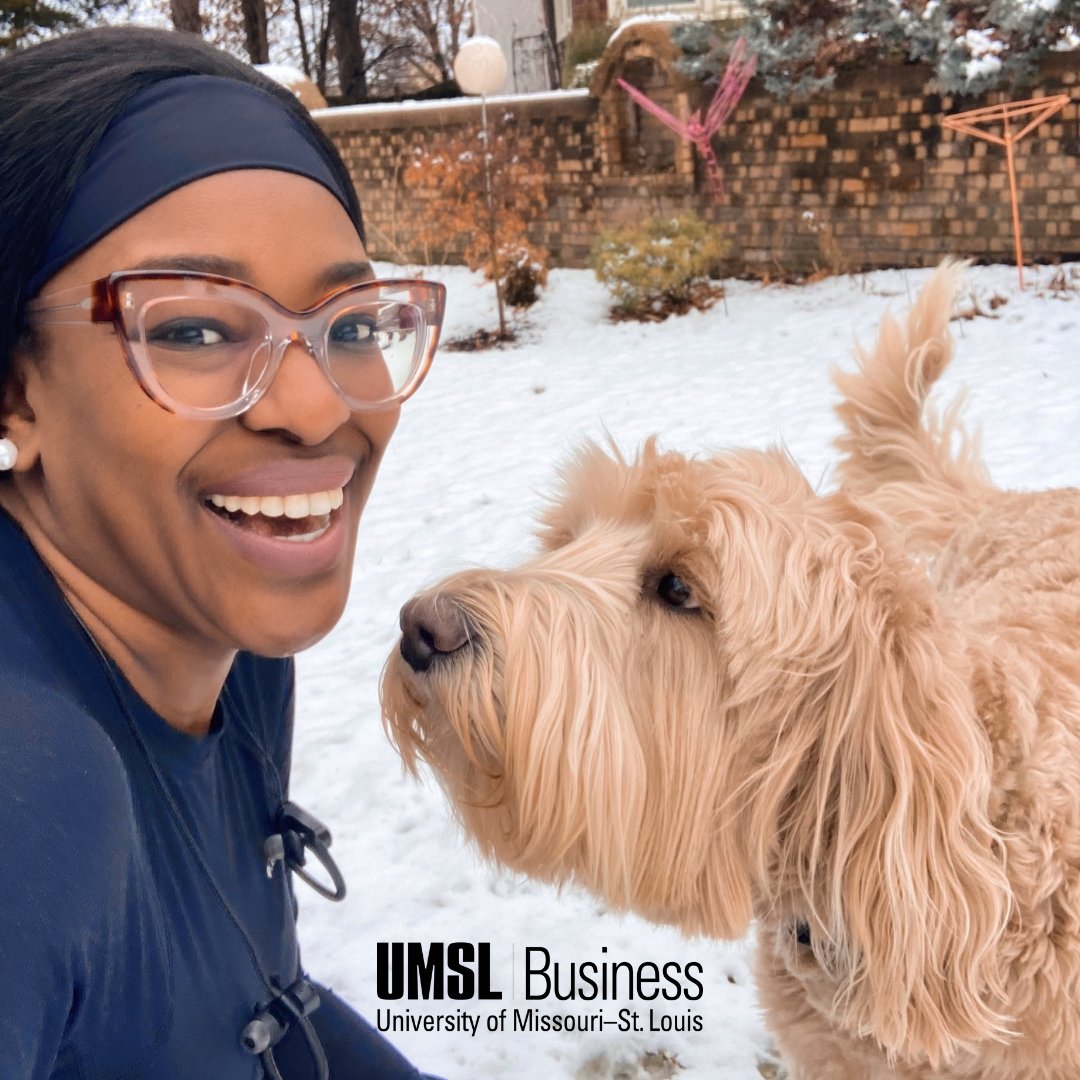 UMSLGradBiz's tweet photo. We love a good snow pup!🐶❄️

#UMSL #snowday #snowpup #stlouis https://t.co/CoBCN1KdPa