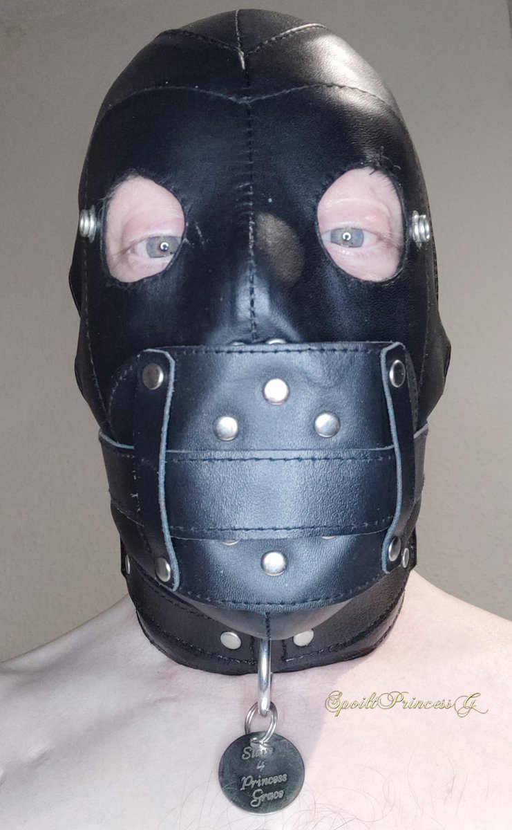 SpoiltPrincessG's personal slave 🔞 tweet media