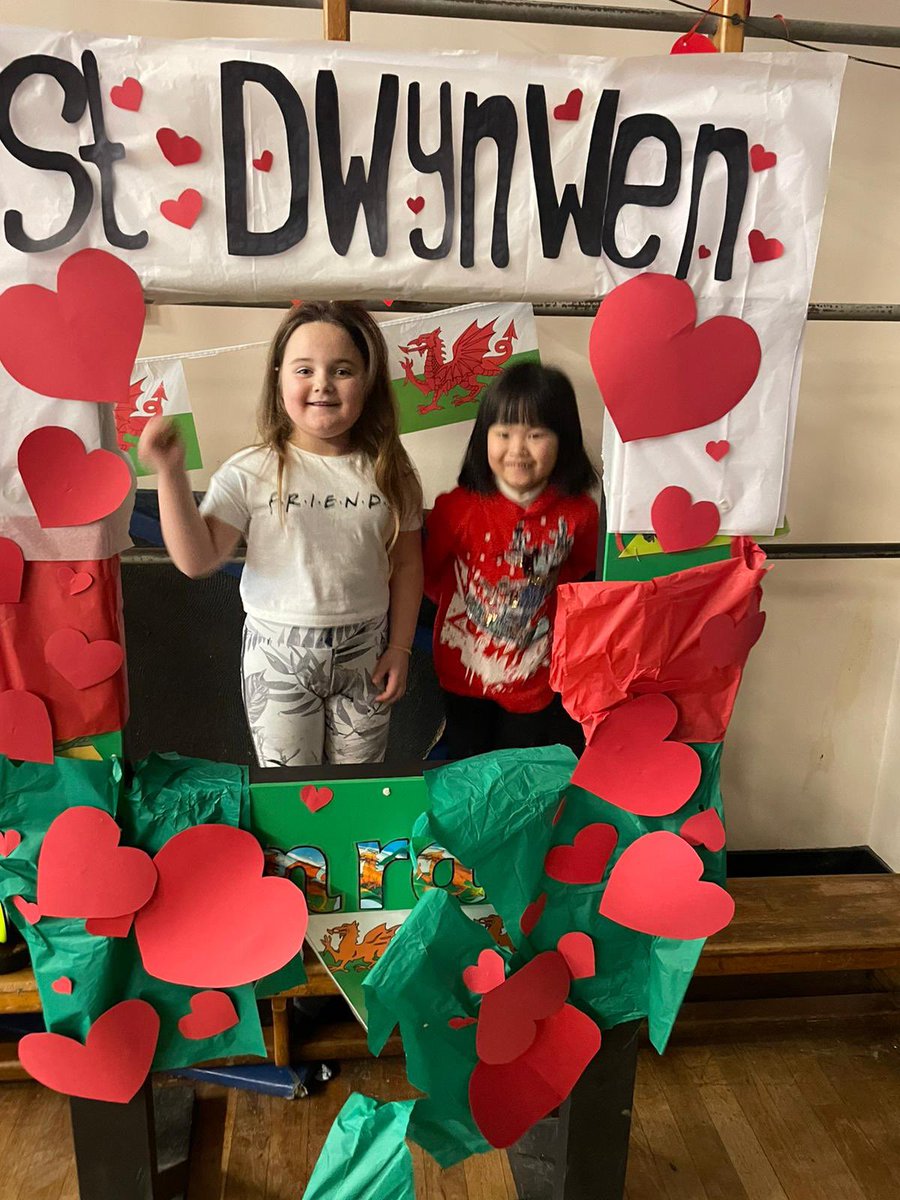 portmeadp's tweet photo. Year 1 had lots of fun in our St Dwynwen’s Day disco 🏴󠁧󠁢󠁷󠁬󠁳󠁿🪩❤️ #pmdpy1 #pmdpllc #pmdphum #pmdphwb https://t.co/rsMklDSGeO