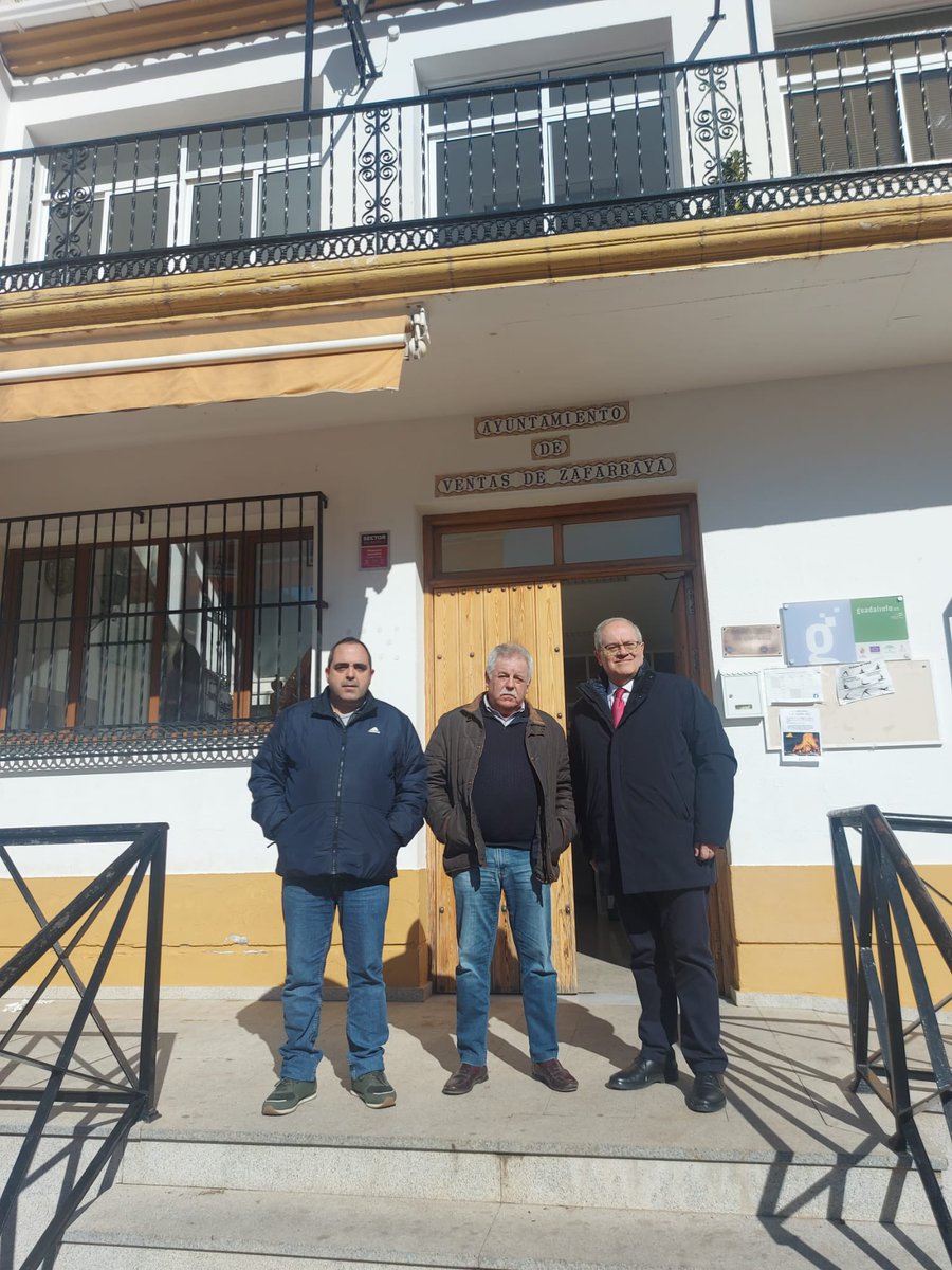 antonioayllon59's tweet photo. Visitamos #VentasdeZafarraya para conocer sus proyectos e inquietudes, gran trabajo el que vienen realizando Victoriano y su equipo de gobierno. Todos los pueblos son importantes https://t.co/tDt7OxglBF