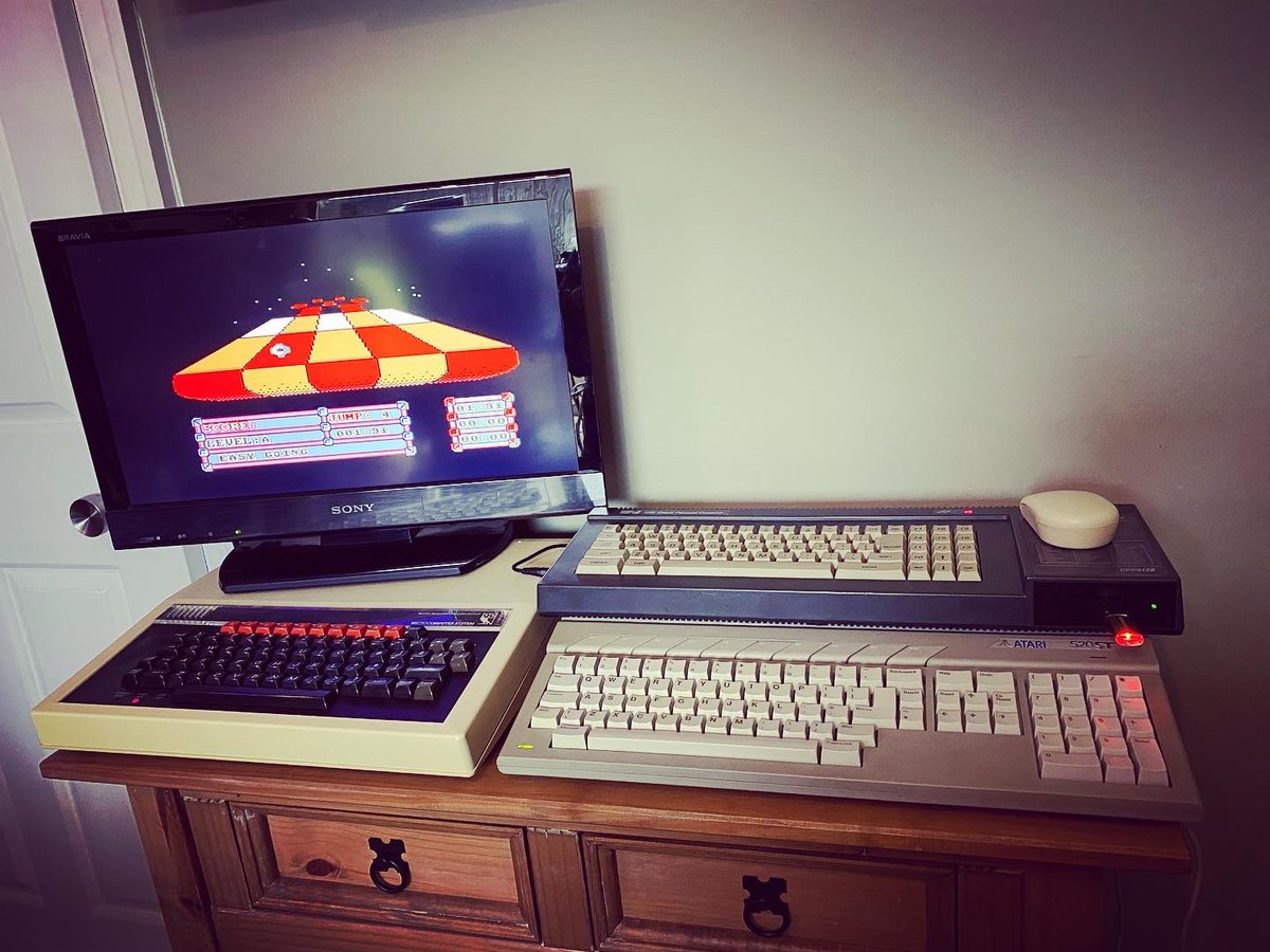 YorkshireTechy's tweet photo. I call this my #classicscorner, where I have all my unboxed #retrocomputers :) currently connected to the #tv is #amstrad6128 #bbcmicro and #atarist :) love my machines! :)
#retrocomputing #classiccomputing https://t.co/URhAyRmanc