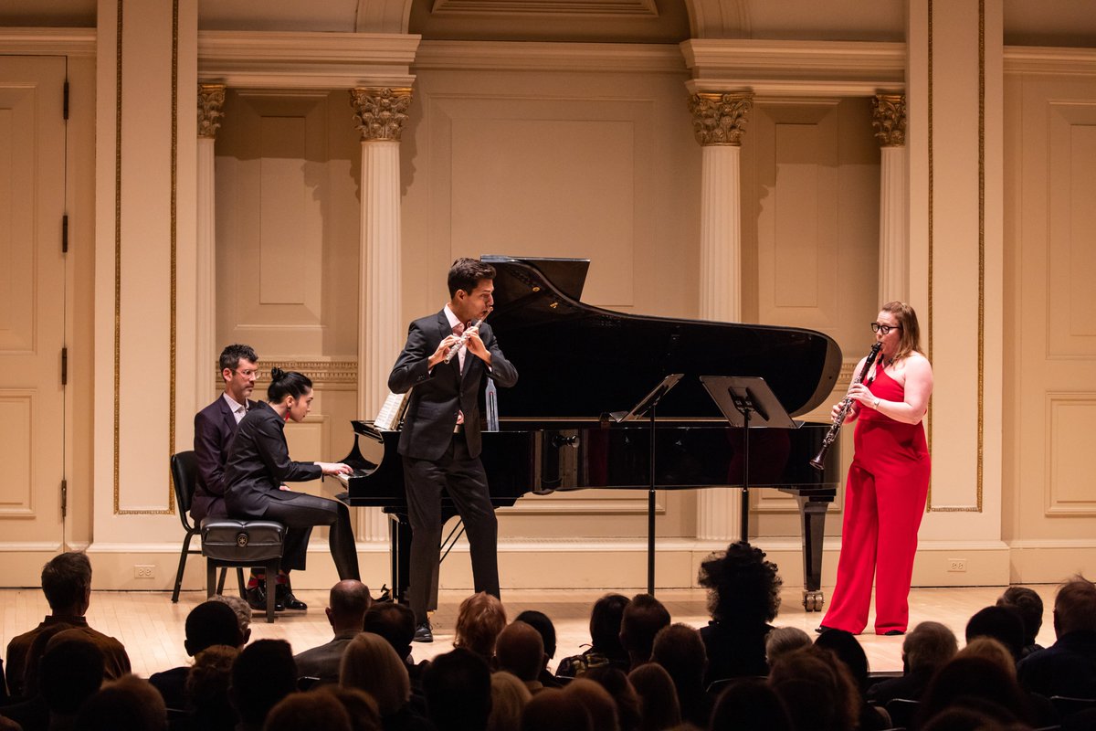 The @MetOrchestra Chamber Ensemble returned to Carnegie Hall with an all-French program of works by Debussy, Saint-Saëns, and Poulenc with Joshua Hopkins. Actor @LievSchreiber brought to life the story behind Caplet’s “Conte fantastique.” 📷: Evan Zimmerman / Met Opera