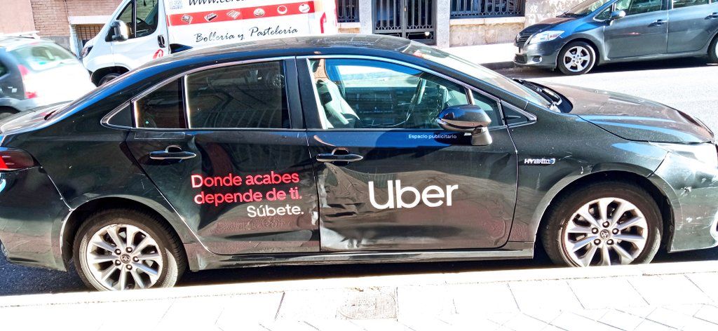 todotaxi's tweet photo. Pues la #Moza @IdiazAyuso acertando, está en todas, no #Falla que es #Ilegal #Explotadora e #IncumpleLasNormas !? ¡En mi Equipo...Holi!!!🥰 https://t.co/DOsf8ROydS