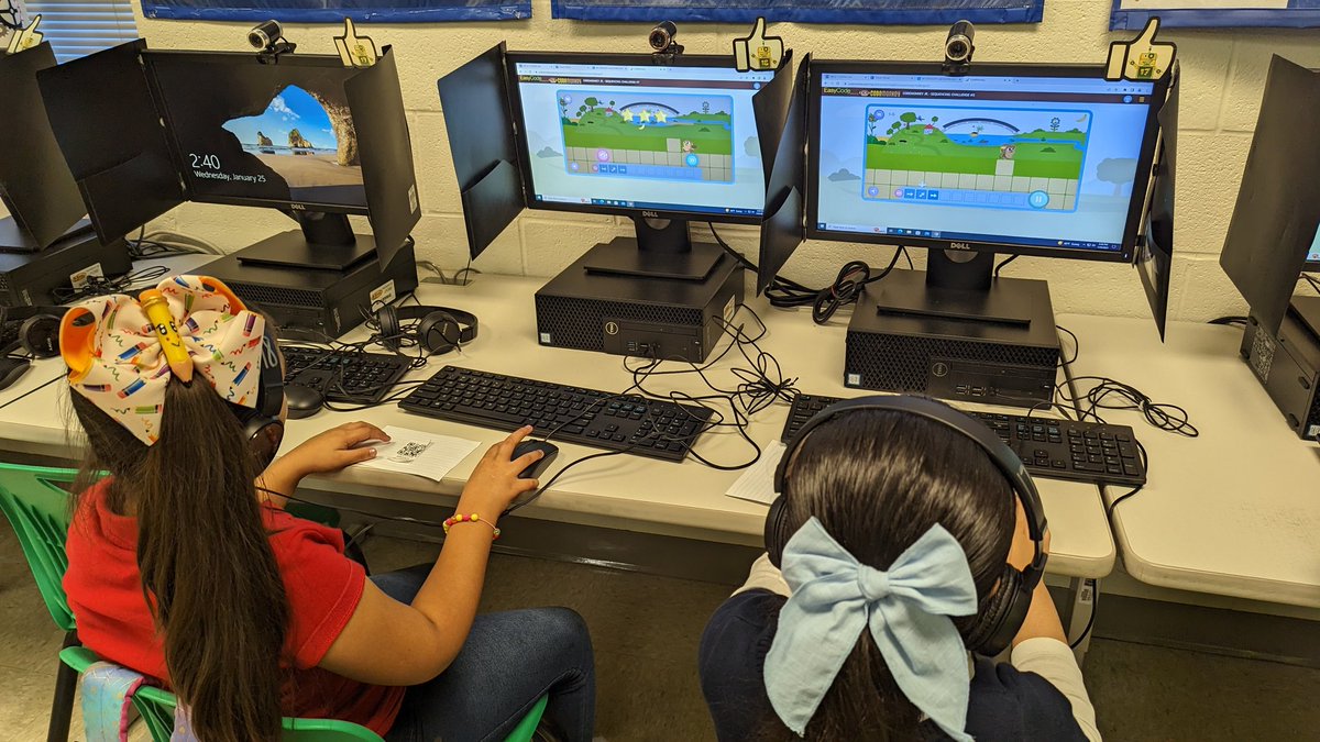 Ocelotscode's tweet image. ๐The CODING VIBES were felt today in the Coding Lab as my little coders used their super coding skills and @CodeMonkeySTU to complete each challenge with 3 gold stars!โญโญโญ Way to code @OES_Ocelots coders! #OcelotsCode108 #LosFresnosCodes #coding108