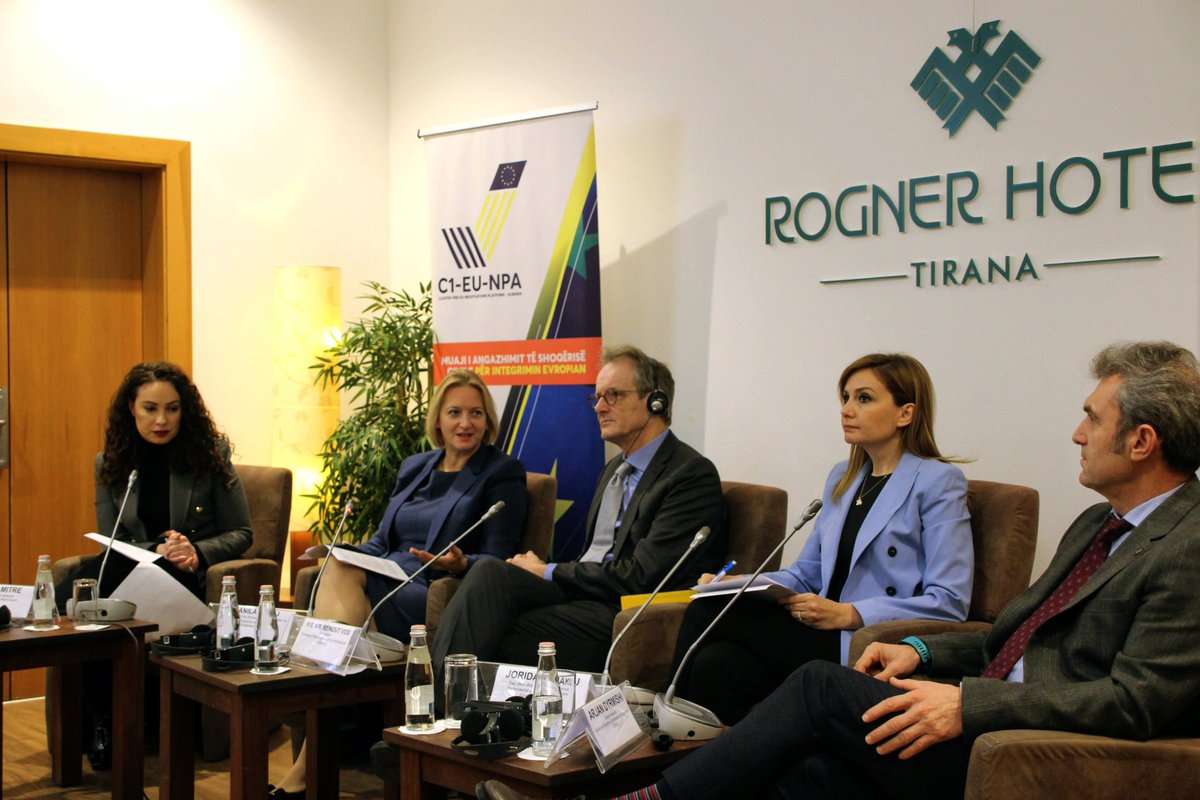 AlbaniaCluster's tweet photo. The roundtable organized today by @CSDGALBANIA aimed to foster a discussion on the unprecedented accumulation of individual wealth and increasing market concentration by effecting the sustainable economic and social development of Albania. #oligarchy #deoligarchization #MATRA https://t.co/LlhXG63sSt
