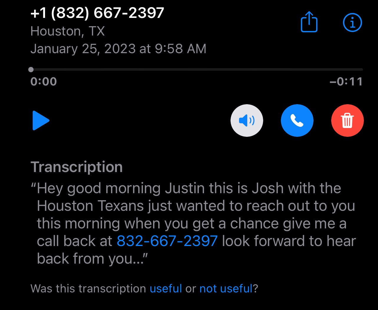 I just got a voicemail form the @HoustonTexans today i hopefully 🙏🏾 won football tickets or something https://t.co/edkrHGnmb9