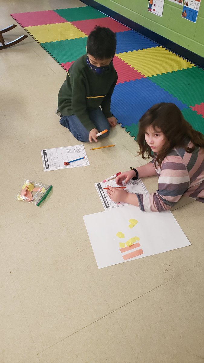 grade2_elmwood's tweet photo. 2nd Grade students are working hard on learning double-digit addition. @epcusd401 @ew401_panthers #gomath https://t.co/0b4rTzNlUr
