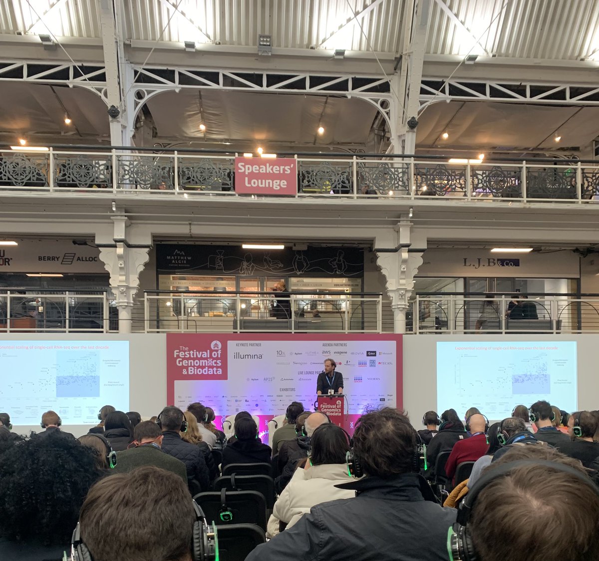 ModestaBlue's tweet image. Great 1st day at London Festival of Genomics! #FoG2023