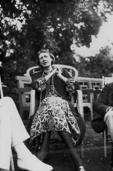 AllisonBTimmins's tweet photo. “I want to write a novel about Silence," he said, “the things people don’t say.” #VirginiaWoolf’s was born #otd in 1882. #books #TheVoyageOut https://t.co/TGSPuUIO5V