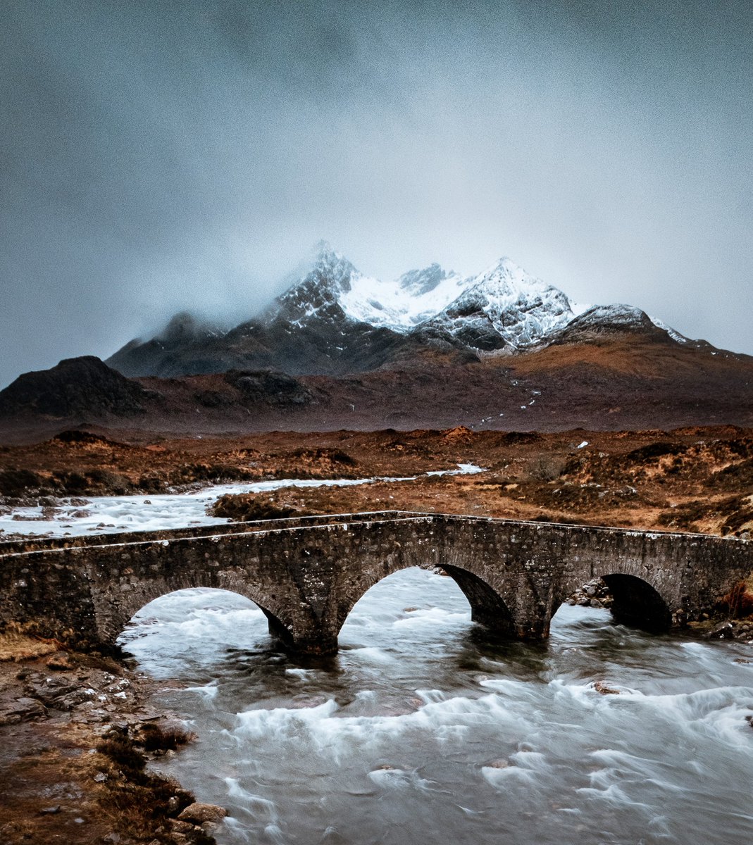 Over the bridge to Skye. Waited for the heavy winter shower to pass overhead and make it's way towards the Cuillin mountains and their snow tipped peaks before getting this shot.
#odonnellphotogrphy 

#hiddenscotland  #scotland #explorescotland #scotland #visitscotland #skye