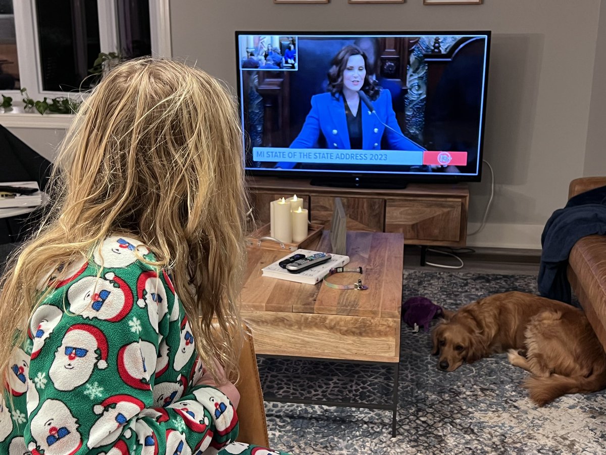 julesmetty's tweet photo. Watching history be made with my kiddo as the first Democratic governor in 40 years speaks to a Legislature under the control of her party, attended by the first Black speaker of the House and the first female senate majority leader. #MiSOTS23 https://t.co/Ma3newdQED