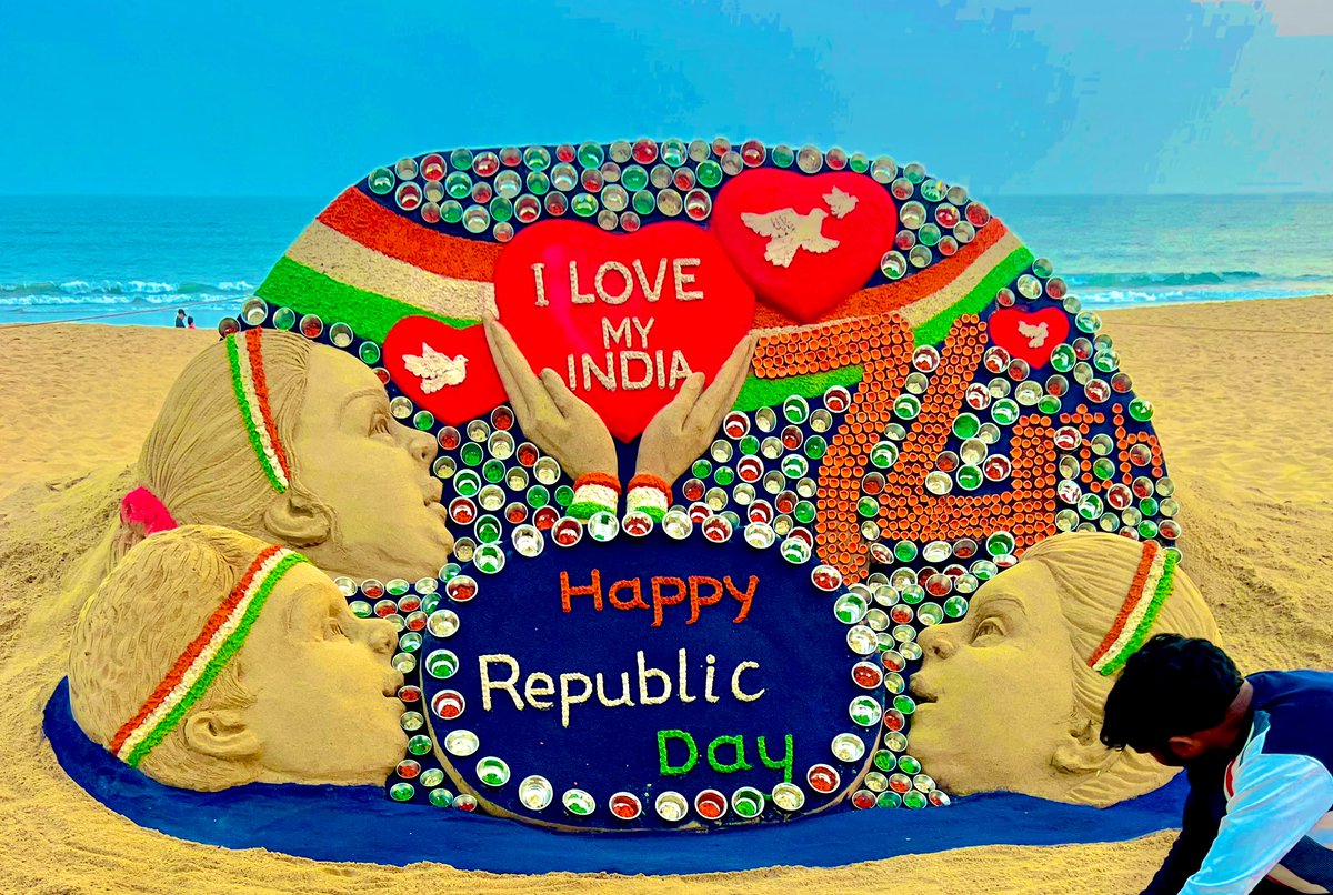 sudarsansand's tweet photo. Greetings on the occasion of 74th #RepublicDay of India. My installation sand art at Puri beach with the message, #ILoveMyIndia. Jai Hind! https://t.co/h8GCoC1wd8
