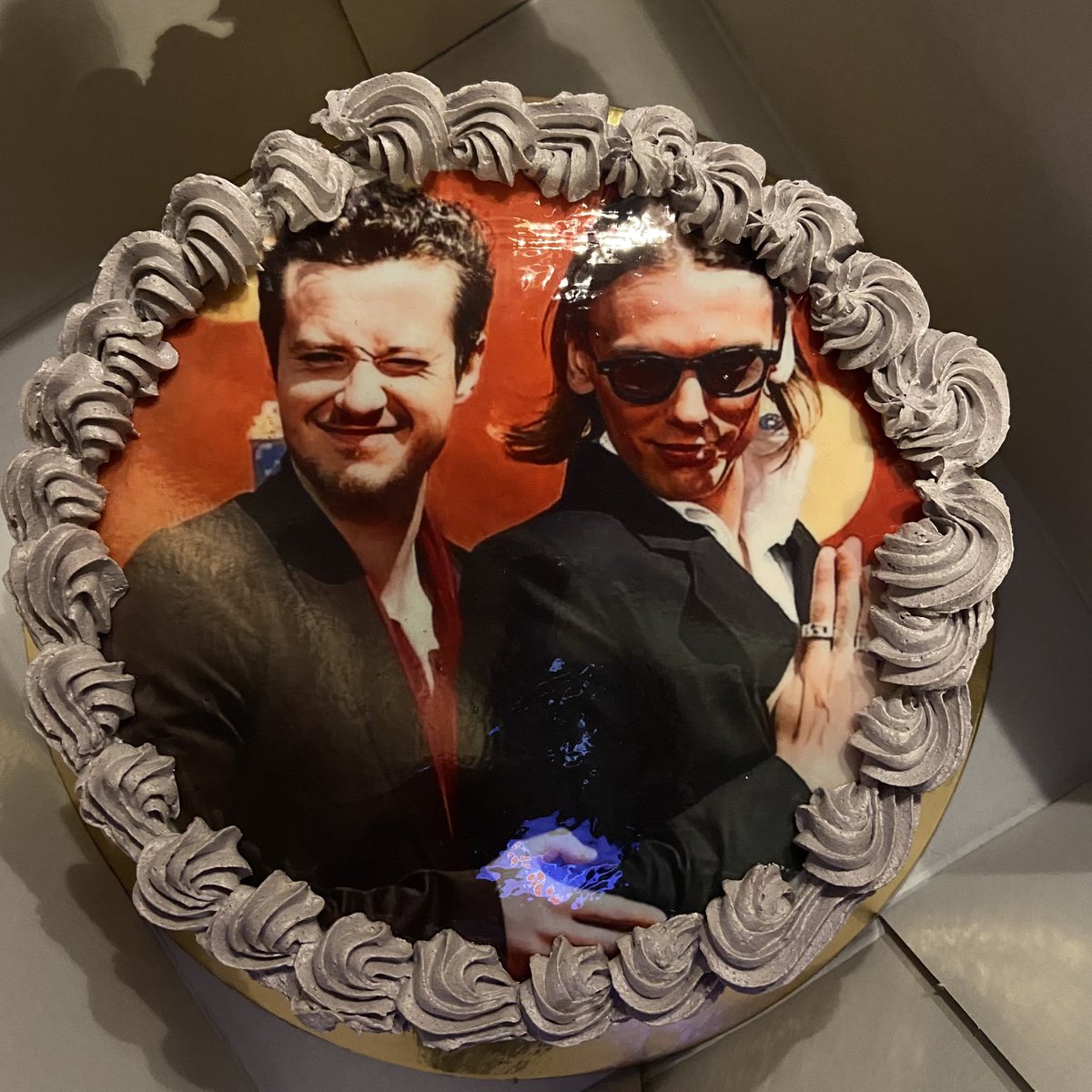 im in love with my birthday cake 👀🤍

#josephquinn #jamiecampbellbower