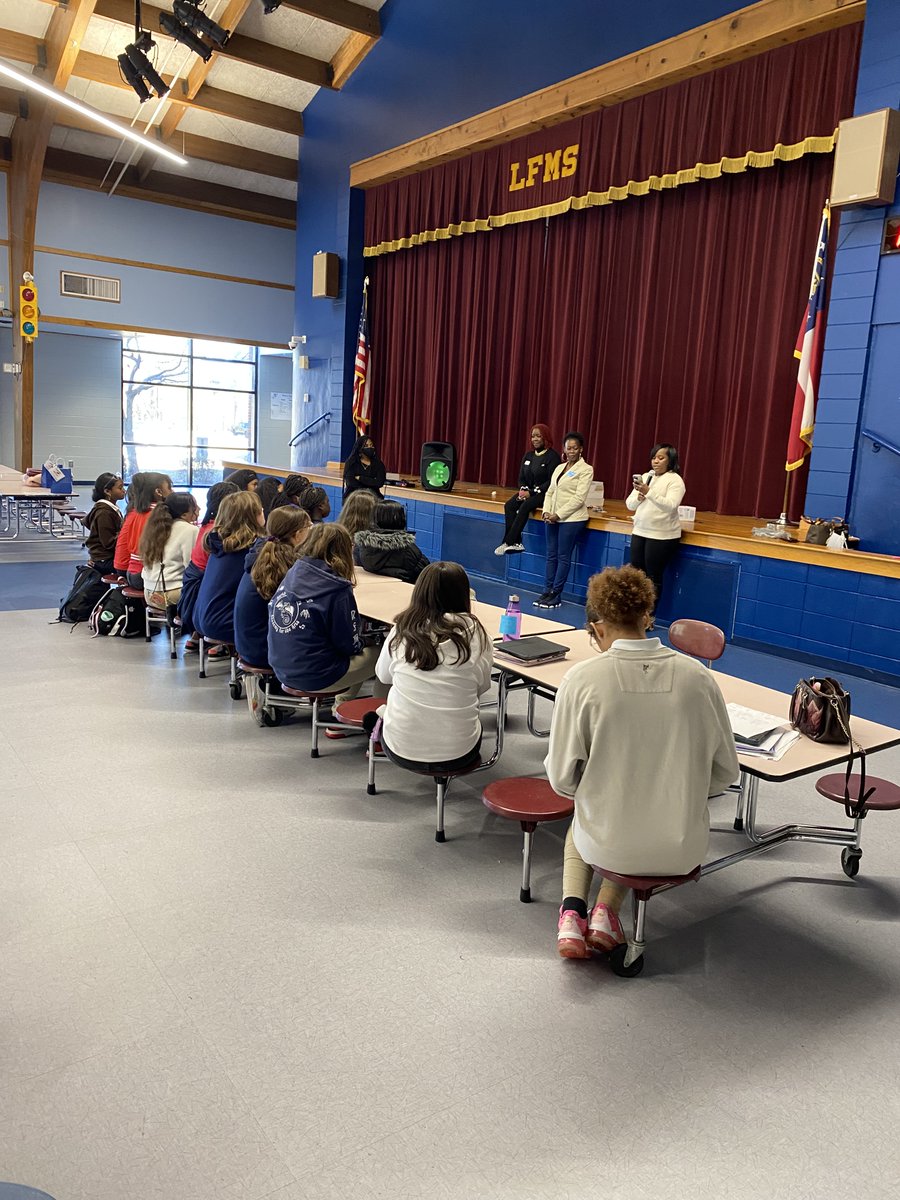LFMSPatriots's tweet image. Thank you to Senior Pastor Conyers and Youth Pastor Trotter for a very special Girl Power Assembly with our Patriots! It was amazing!! We are grateful! @ConyersChristie @DrTorriJackson @DRDEB_LCSS