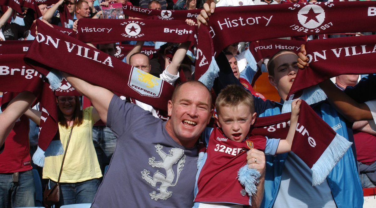 TheVillaHome's tweet photo. A week on Saturday - Leicester (h)

🧣🧣🧣

#avfc #UTV #ProjectB6 @ProjectB6_ https://t.co/DbMEhZC8mv