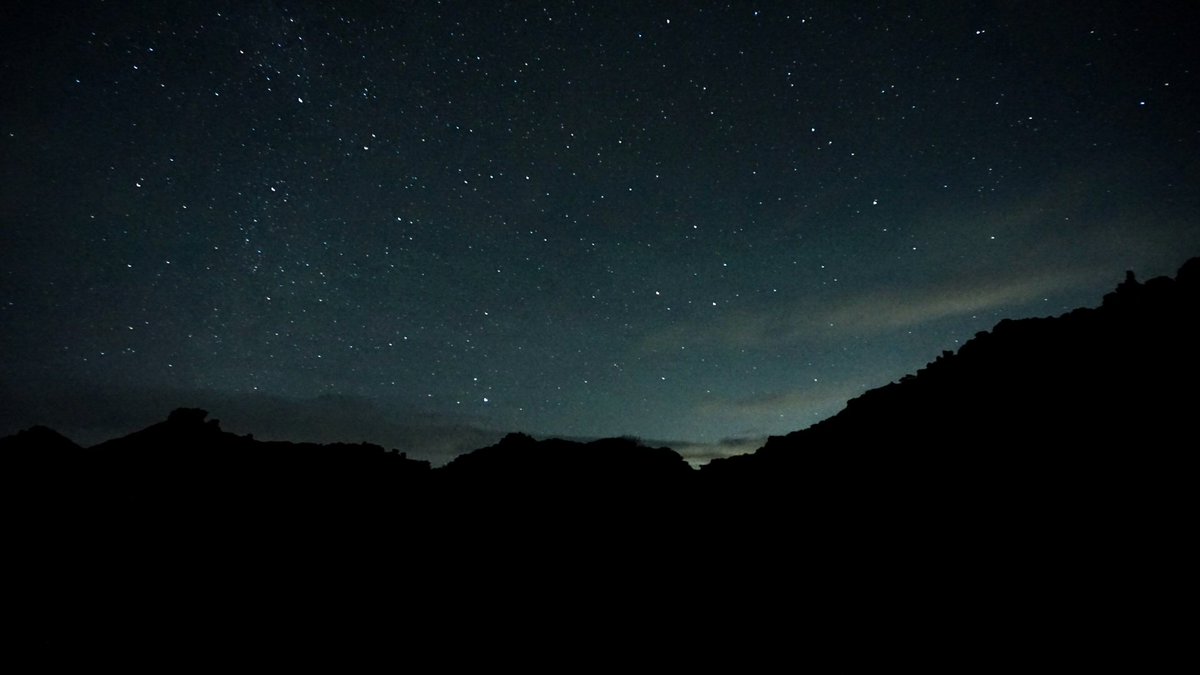 Met a journalist writing about dark skies and light pollution tonight with Moor Wild Experiences. It was thick fog driving over. 1 hour later it started to clear and the #Exmoor night skies did their thing showing off the planets, nebulae, stars and through the telescope a Comet.