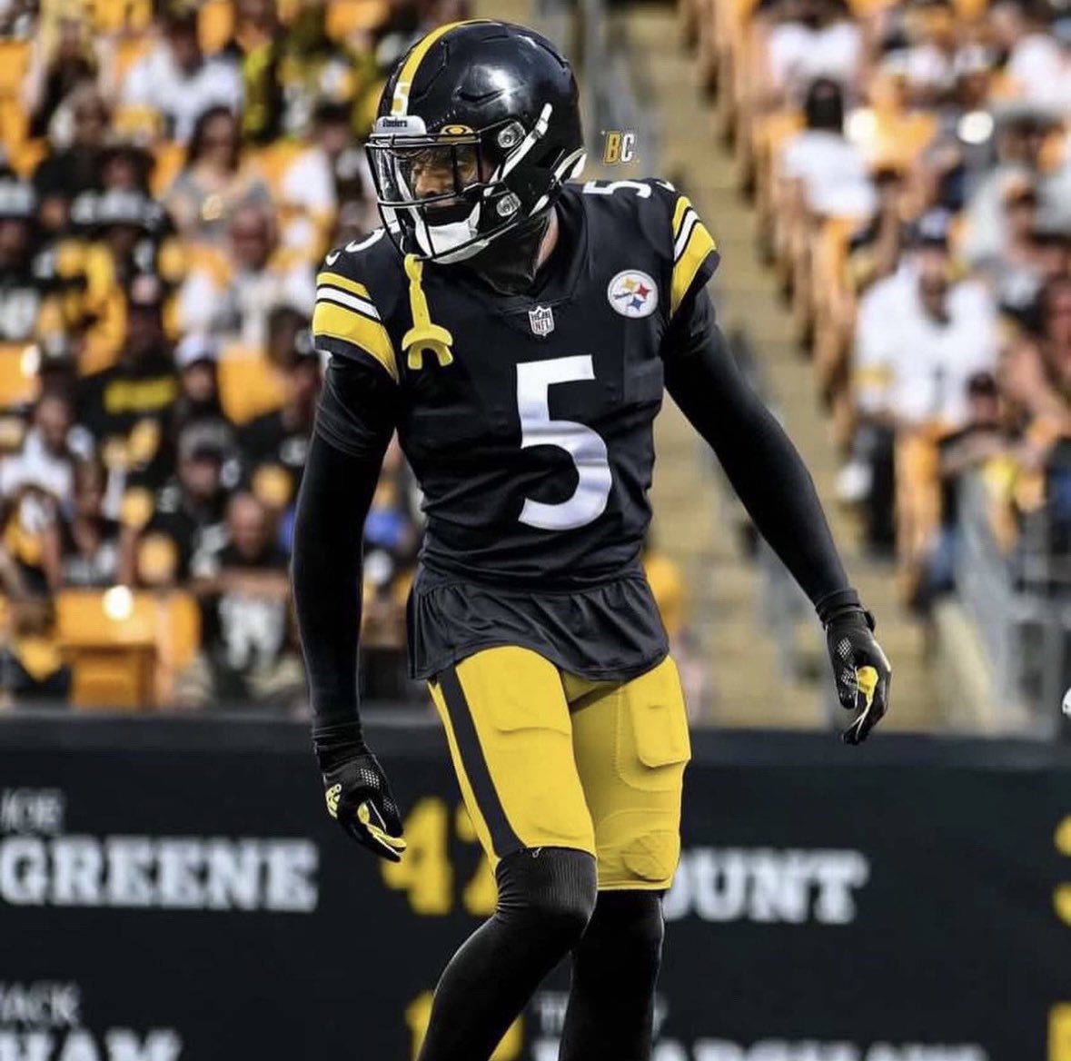 BarstoolBurgh's tweet photo. Jalen Ramsay in the black &amp; gold 👀 https://t.co/jRtphrd6Th
