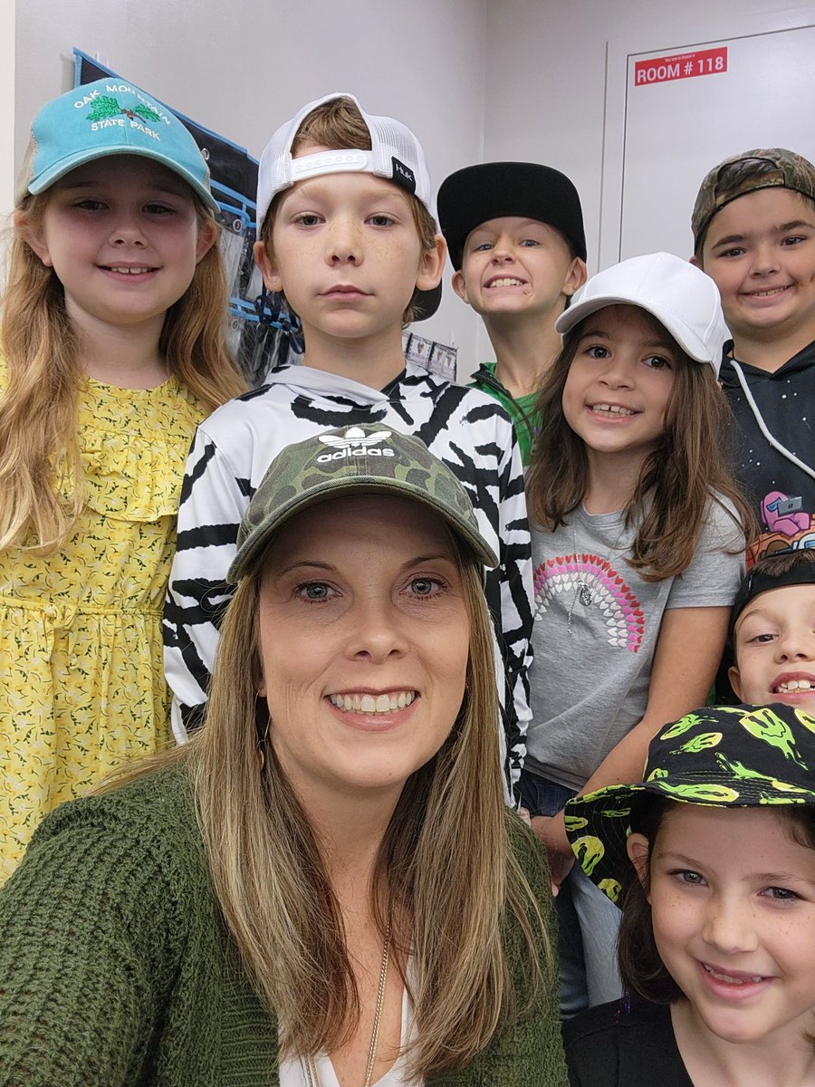 Mrs. Fulkerson tweet media