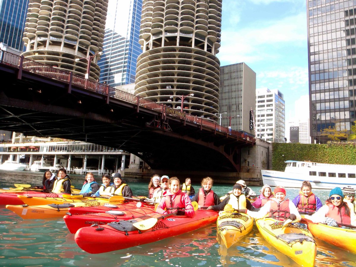 Vote the Chicago River as your favorite urban kayaking spot! Help us catapult the Chicago River to the top of USA Today’s list of Best Urban Kayaking Spots. You can vote once per day until polls close 2/6 at noon ET. Click here to vote! bit.ly/3H0xLvG