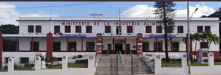 Los trabajadores de la Industria Alimentaria en #Cuba, celebran su día este 25 de enero.
Muchas felicidades a todos los que laboran en este sector tan importante para nuestro país.
#JuntarYVencer