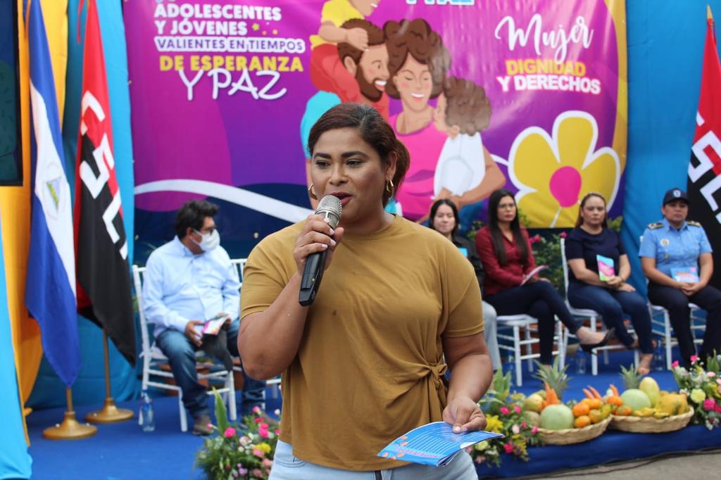 mifamilianic's tweet photo. #Managua 
El día de hoy participamos en el lanzamiento de las Cartillas Mujer, Jóvenes y Familias 2023 en el mercado Mayoreo
#AmorALaFamilia
#AmorALaVida https://t.co/ojGJkntqsI