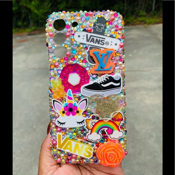 Mom2Demalia's tweet photo. So good I had to share! Check out all the items I'm loving on @Poshmarkapp #poshmark #fashion #style #shopmycloset #luckybrand #frnchparis: https://t.co/NXuARKfYj5 https://t.co/s9GDwbluY1