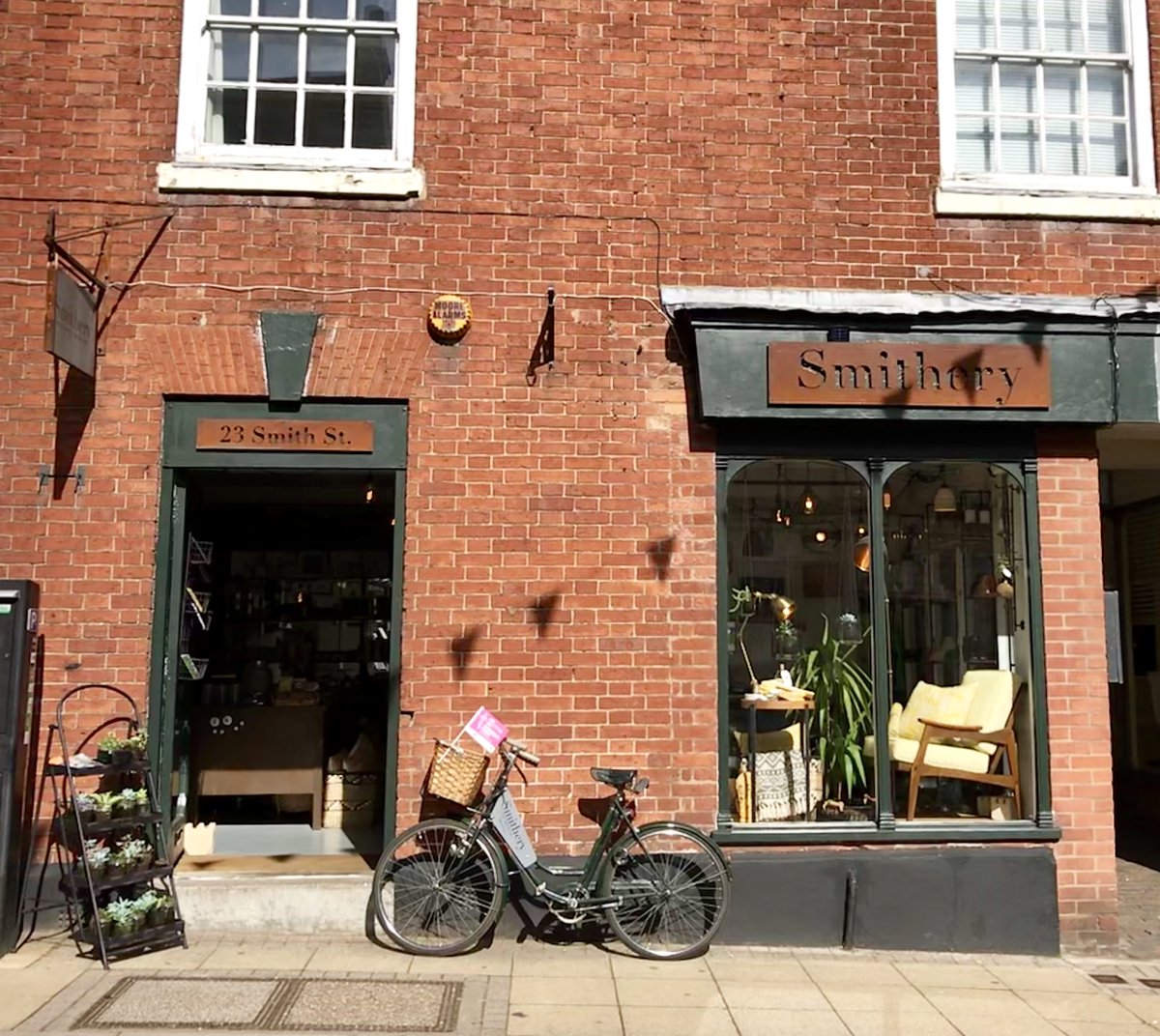 Smithery tweet media