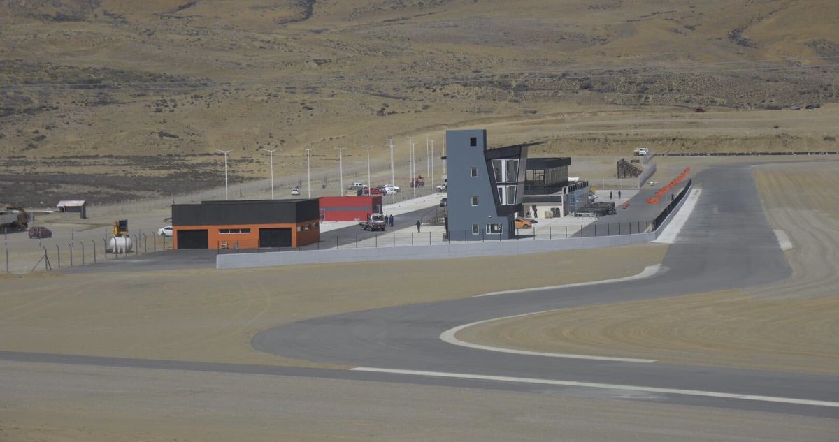 MartinFreileOK's tweet photo. 🏁 y un día el TC llegó hasta El Calafate. https://t.co/UjVhMkHThE