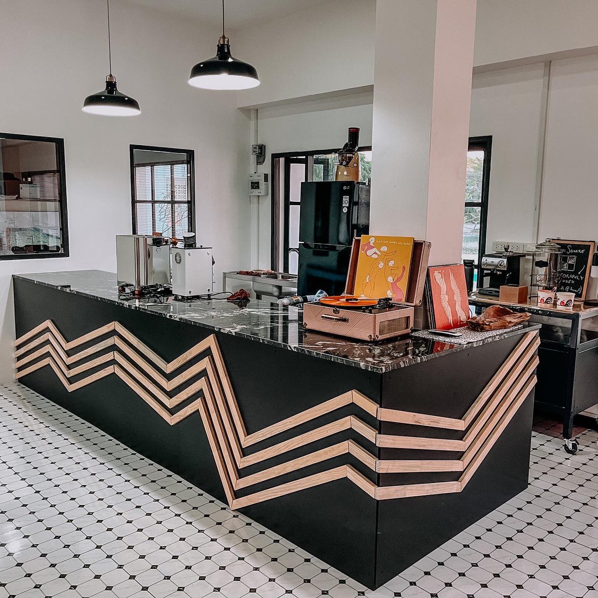 LaMesaCoffee's tweet photo. 🚨Special Announcement!🚨
We’ve been busying making final touches on our second location! Here soon, you’ll be able to enjoy your La Mesa coffee with beautiful views and super chill vibes at La Mesa X The Windmill! More details to come.

#LaMesaXTheWindmill #bkkcafe #newcafeinbkk https://t.co/6kE3xHdQrv