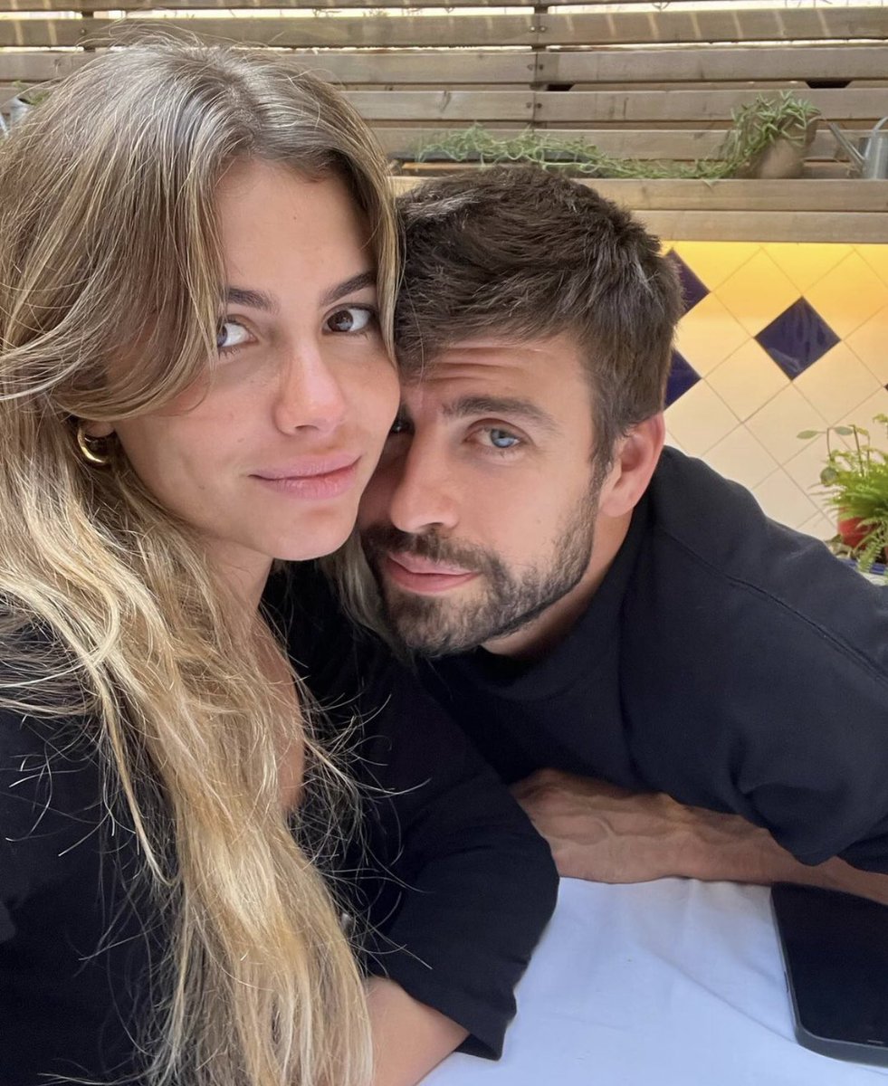 Gerard Piqué avec sa nouvelle copine Clara Chia