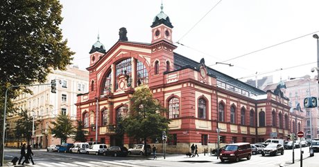 KDU_CSL_Praha2's tweet photo. Městskou částí se šíří zvěsti, že stávající nájemce objektu Vinohradské tržnice, společnost „Pavilon a.s.“, která má budovu v pronájmu od roku 2008, možná ukončí předčasně nájemní smlouvu, která má vypršet v roce 2033. https://t.co/Iq7Jc4kDQJ https://t.co/1ymgxPV0ko