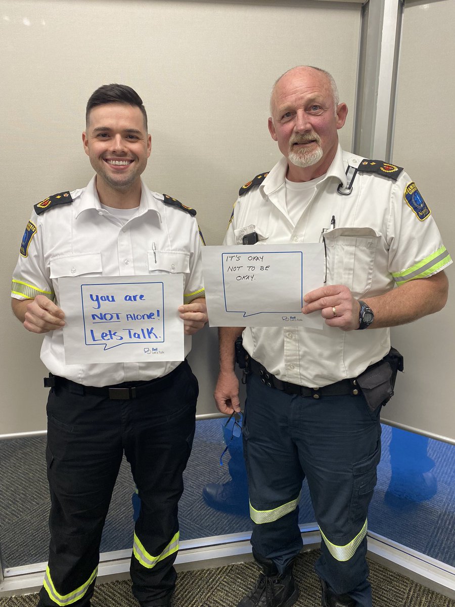 NorfolkEMS's tweet photo. Together, we can end the stigma surrounding mental health. #EndTheStigma #BellLetsTalk #MentalHealthAwareness #NorfolkCountyParamedicService https://t.co/rRxb8NWXLs
