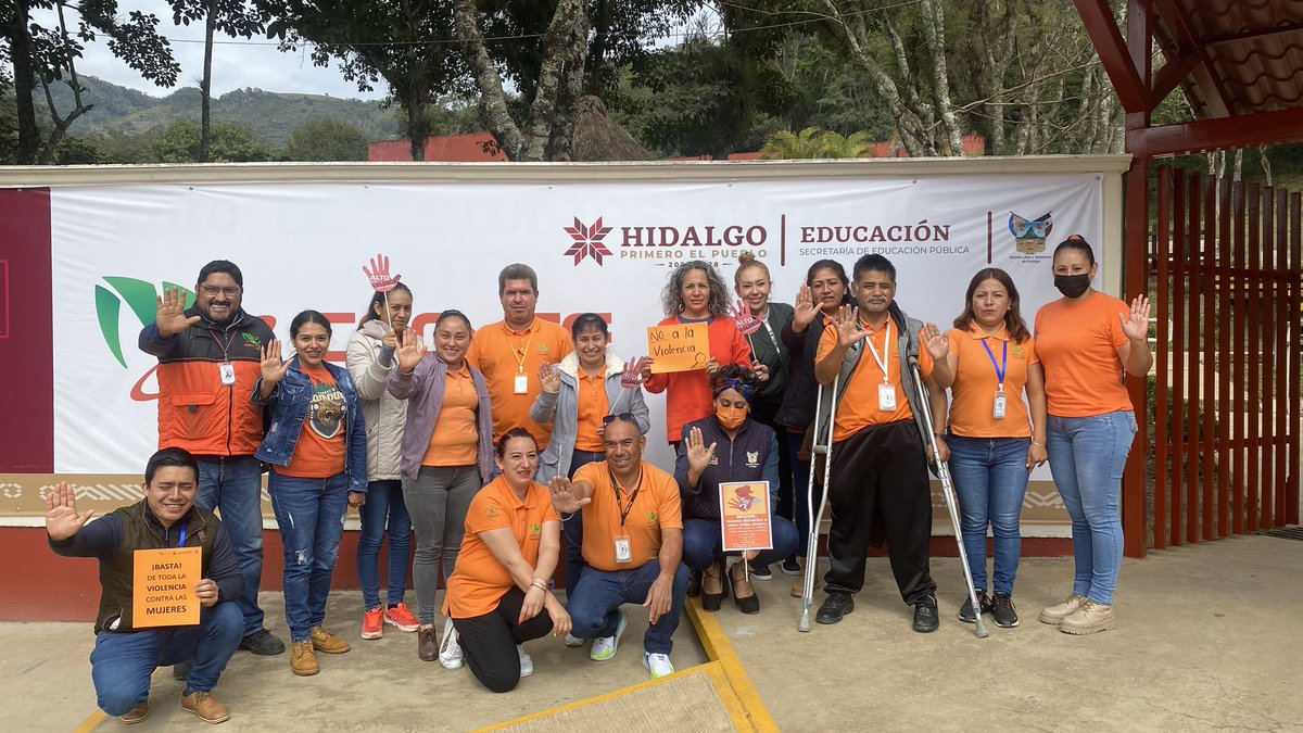 CecyteCalnali's tweet photo. El @CecyteCalnali, se une este día para recordar a la sociedad la importancia de eliminar todas las formas de violencia contra la mujer.
@arowec 
@CECyTEHidalgo
@Obdulio_MM https://t.co/BEcthmvSsY