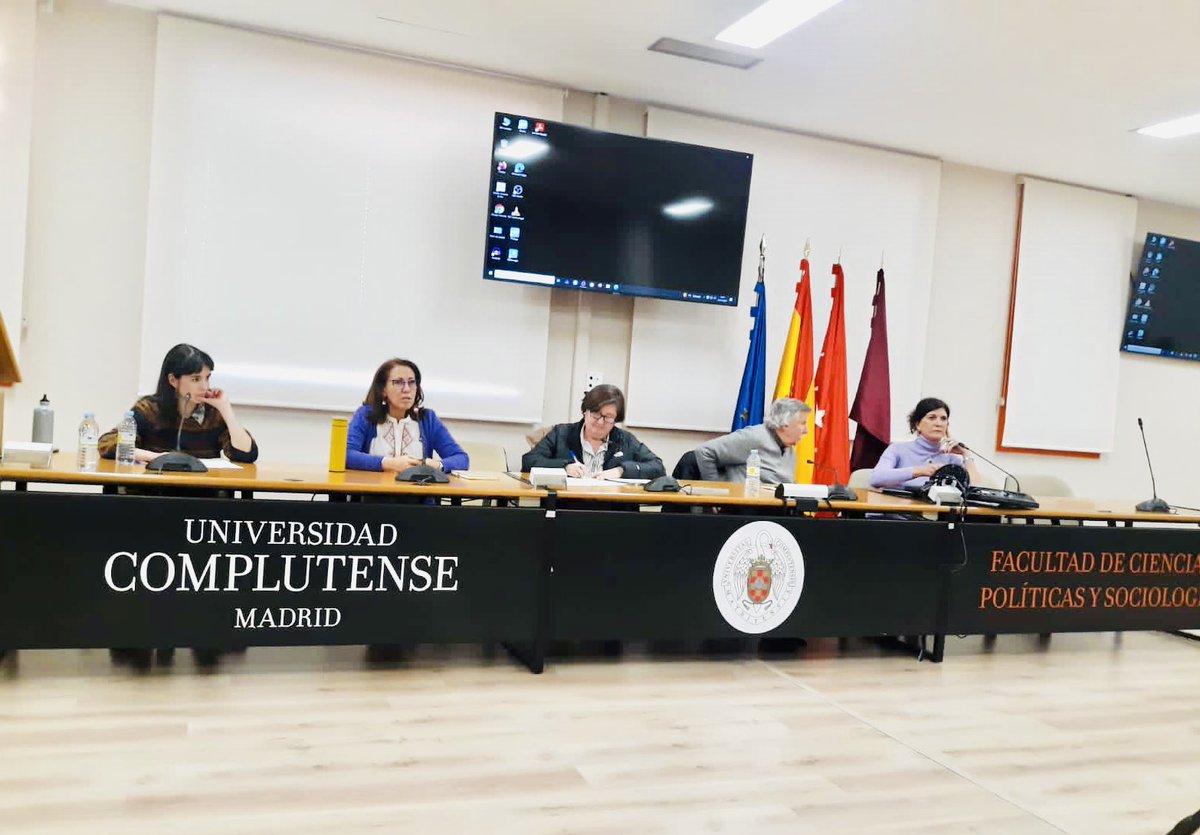 silnajul's tweet photo. En la Mesa Redonda sobre Justicia Universal y los Crímenes de la Transición junto a  los abogados Joan Garcés y Begoña Lalana en el marco de las Jornadas de Memoria Social de la Transición, Madrid, 23-28/1. https://t.co/oAxtoJICbG