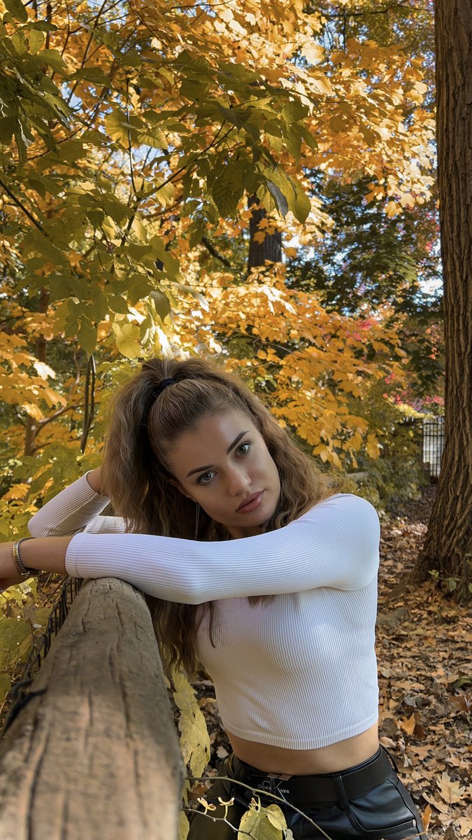 MAXAGENCY's tweet photo. New MAX talent, Kateryna N., is passionate about singing, travelling and extreme sports. She loves visiting festivals and living her life to the fullest. 

"I believe one day I will conquer Everest.” - Kate

Join Toronto modeling agency here
https://t.co/Uhx0IcFjbJ
#torontomodel https://t.co/bAPqEYDhy4