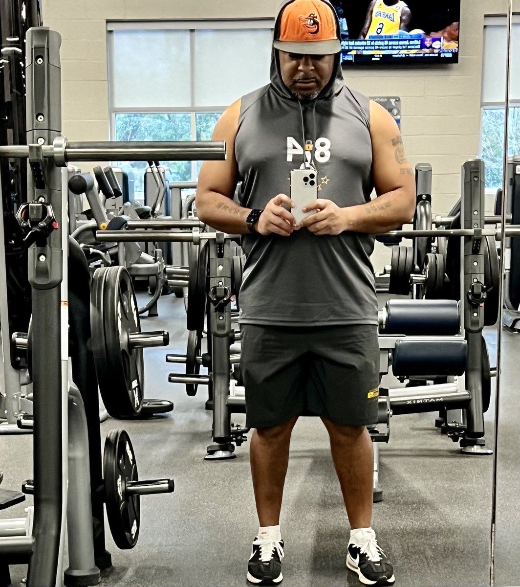 CoachAMeans's tweet photo. Definitely blessed to be able to work out again. 3 months ago my body was basically shutting down.. But through prayer ๐๐ฟ and change in diet, here I am today to give my testimony that GOD IS GOODโฆ #AllGloryToGod #ThisIsMyTestimony
Supporting my DB Brother @864dbs w/ the shirtโผ๏ธ https://t.co/Lj0wsNNysb