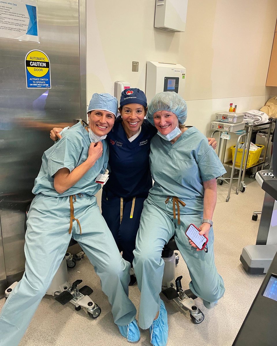 Thank you so much Dr Colson for an amazing Grand Rounds! Us residents are proud to have you, our Surgery Chair Dr Ferrone, and Cardiac Surgery Chair @JoChikweMD as leaders paving the way for women in surgery. #ILookLikeASurgeon #CTSurgery #DEI @WomenInThoracic