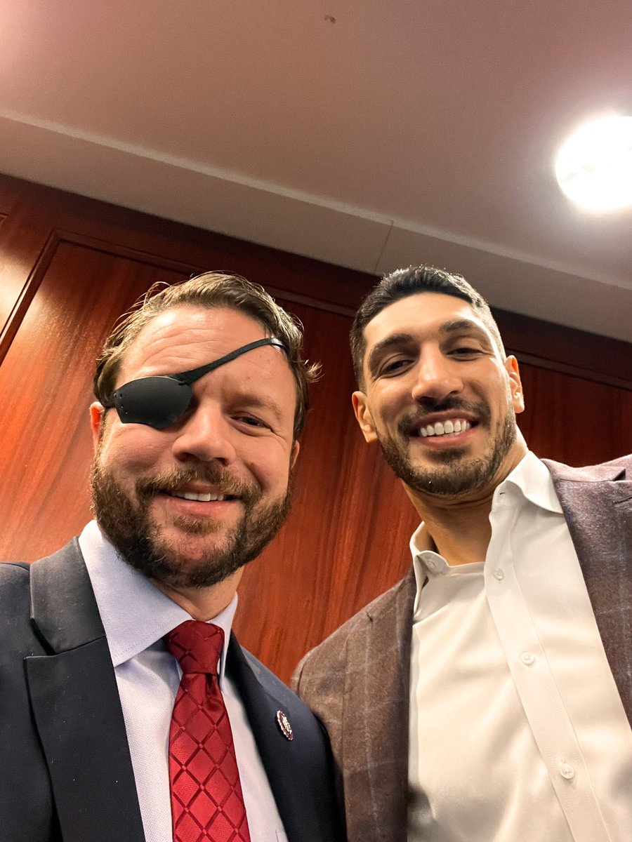 RepDanCrenshaw's tweet photo. .@EnesFreedom is an inspiration who’s risking everything he has for what’s right.

Turkey has placed Enes on their terrorist watch list with a bounty of $500,000 for speaking out on human rights issues in China and Turkey. Pretty insane. 

His bravery and patriotism is amazing. https://t.co/cDSGHfiekK