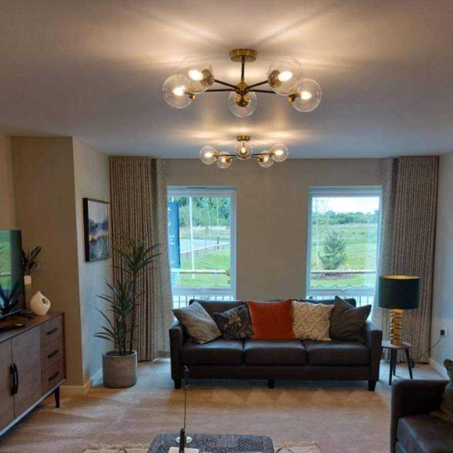 ExclusiveLight_'s tweet photo. 5 light black and gold semi flush fitting complete matching set available 📸

https://t.co/2YPMLlZRFT

#Bexleyheath #lighting #interiordesign #lightingdesign #led #architecture #lights #lamp #home #interiors #ledlights #chandelier #lightingdesigner #ledlighting  #modernlighting https://t.co/IgqZJeOzLe