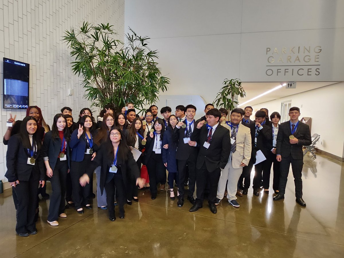 Congrats to @NimitzDECA . 24 advanced to State today in district career competition. Go Vikings. @iisdCTE @VikingDirector @VanSmitty @WeirdScience67