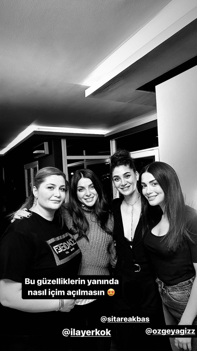 _cool_girll's tweet photo. OHA OHAAA 💥💥 ekibe bak muhteşem 😮💨😮💨 İlay’ın Özge ve Gökberk’le tanışmasını çok istiyordum dileğim kabul oldu resmen 🥹🥹🤍🫶🏻 #İlayErkök #ÖzgeYağız #GökBerkDemirci #SitareAkbas #NazlıKeslerCertel #CihanNacar https://t.co/g2NDji7eLr