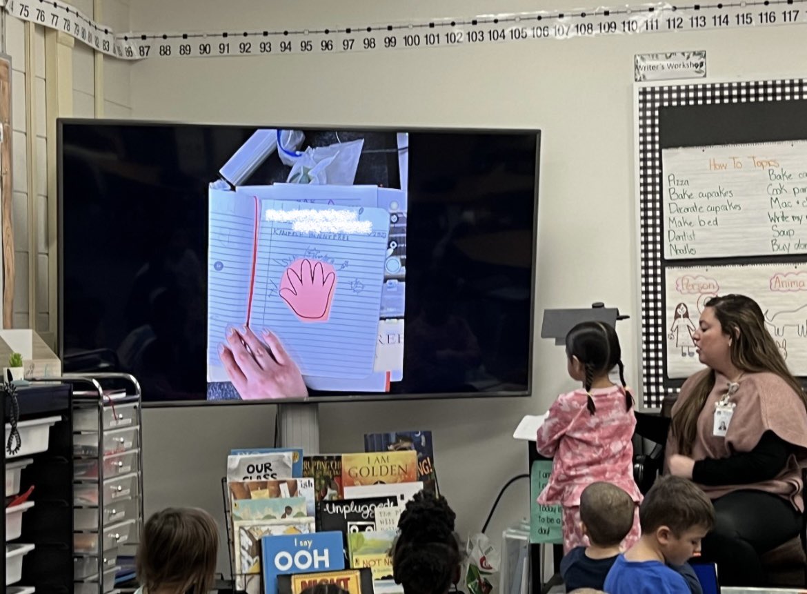 Amber Anderson tweet media