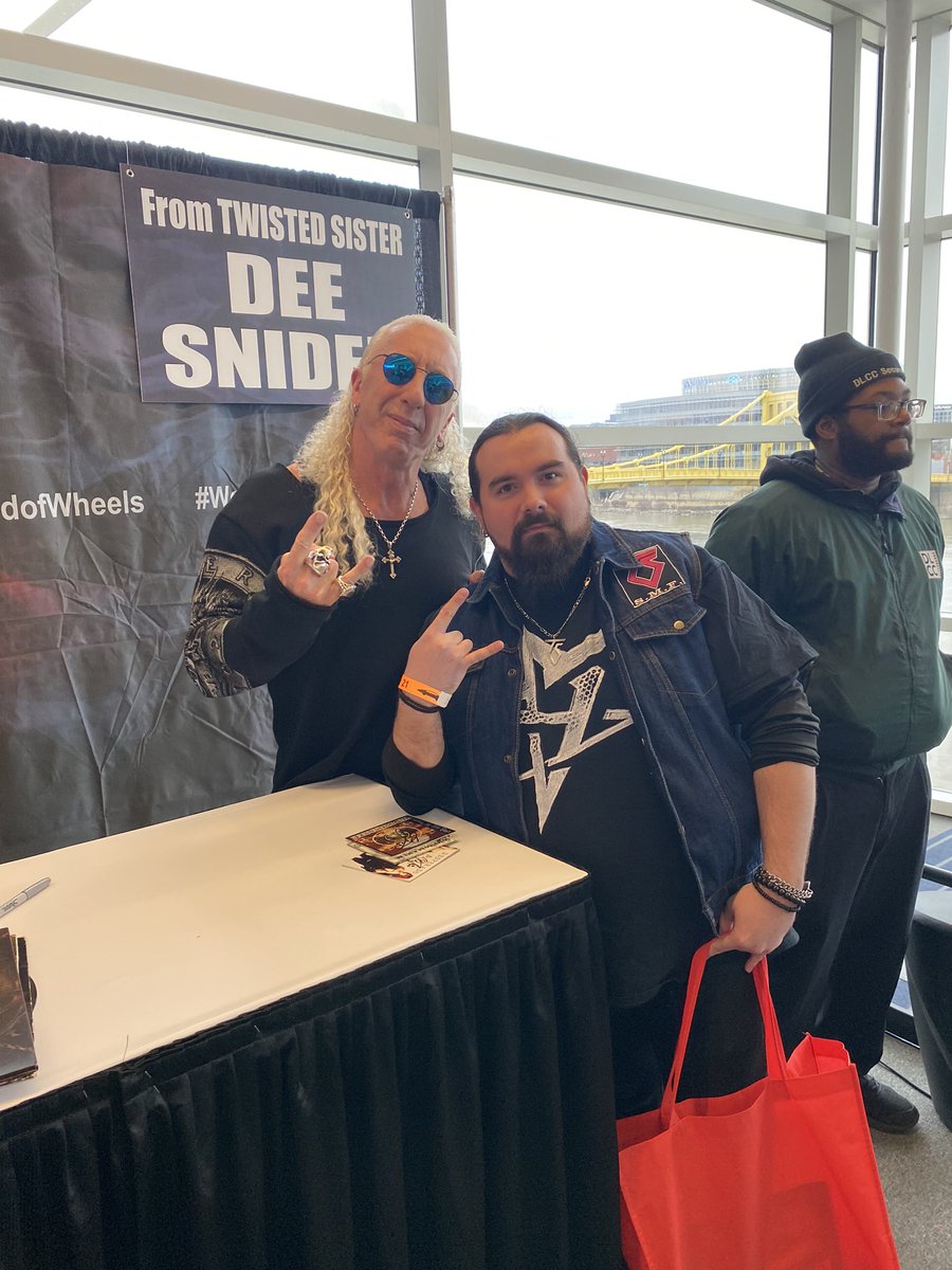 Wilson1023J's tweet photo. A few days late but I met @deesnider at World of Wheels in Pittsburgh last Saturday and got him to sign my tattoo. Always a pleasure to meet Dee and thank you for the music that is the soundtrack to my life. #SMF4life #TwistedForever #TwistedSister #DeeSnider https://t.co/XEix7bU6Tv